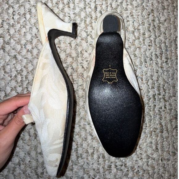 Vintage Victorious Secret Kitten Heels - Picture 2 of 3